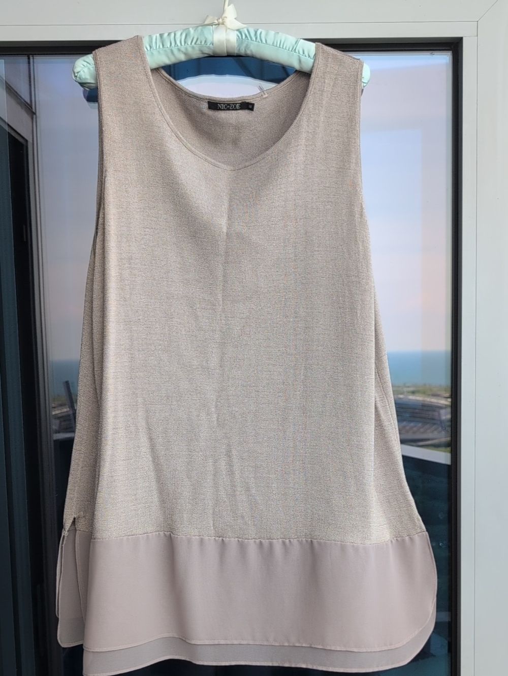 NIC+ZOE Light Beige Layered-Hem Knit Tank/Tunic